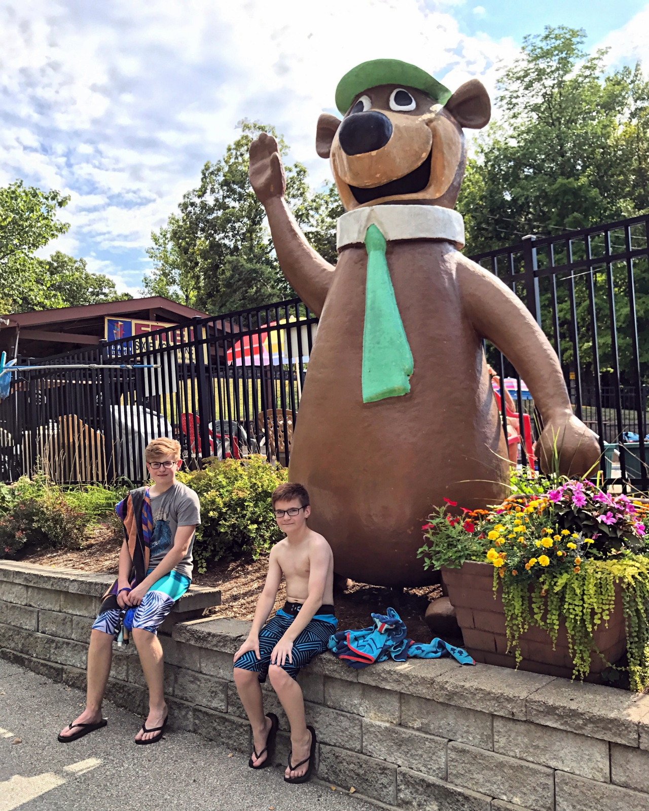Campground Review: Jellystone Park Resort Six Flags St. Louis | Travels with Birdy
