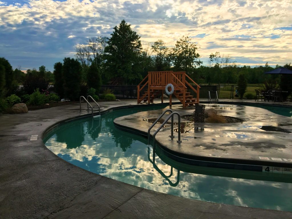 the lazy river at Branches of Niagara campground